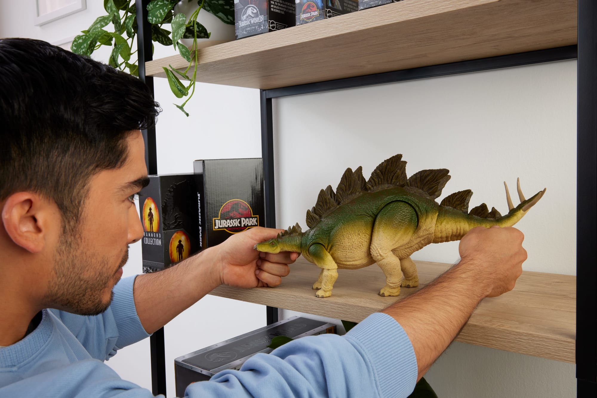 Jurassic World Hammond Collection Lost World Jurassic Park Stegosaurus Action Figure, Large Dinosaur
